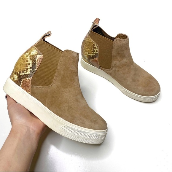 Dolce Vita Suede Platform Chelsea Ankle Boot Sneakers Snake Tan 6.5 - Picture 1 of 8